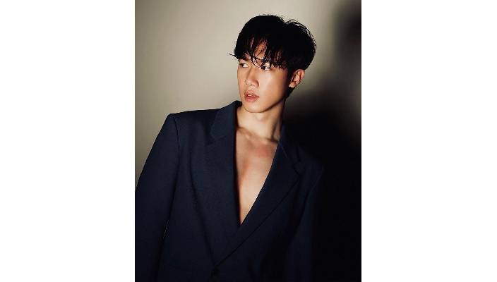 【全民造星】成軍三年半！細睇香港人氣男子組合Mirror 12位男生的衣著變化史 - 柳應廷